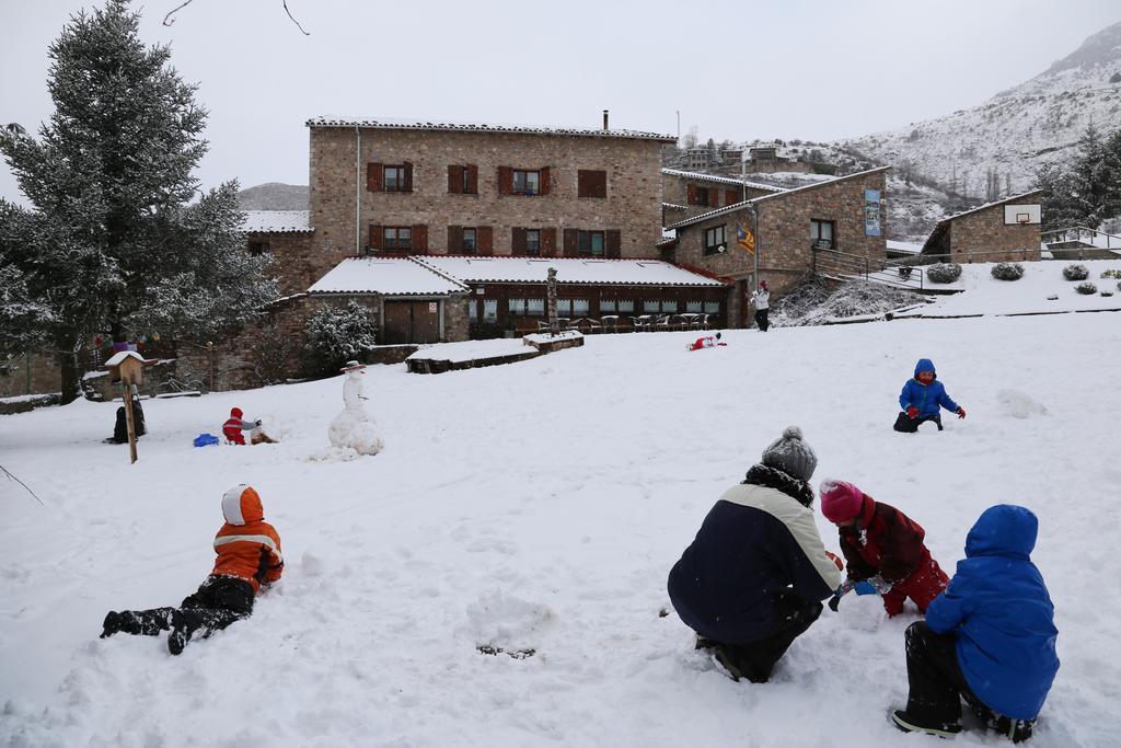 La Closa Hostel Castellar De N'Hug Zewnętrze zdjęcie