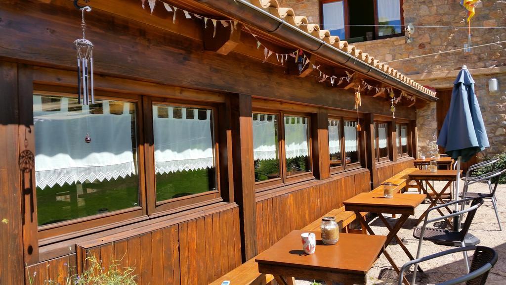 La Closa Hostel Castellar De N'Hug Zewnętrze zdjęcie