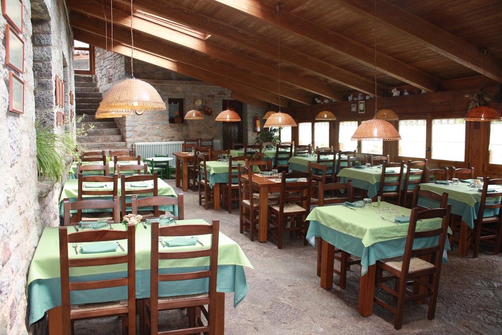 La Closa Hostel Castellar De N'Hug Zewnętrze zdjęcie