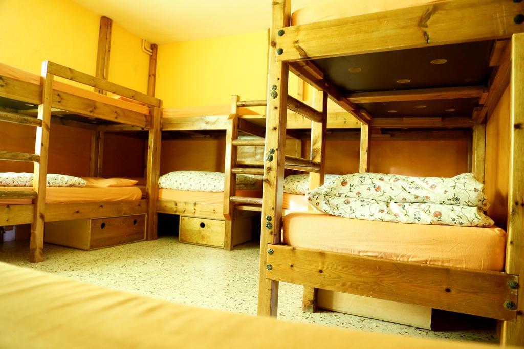 La Closa Hostel Castellar De N'Hug Zewnętrze zdjęcie