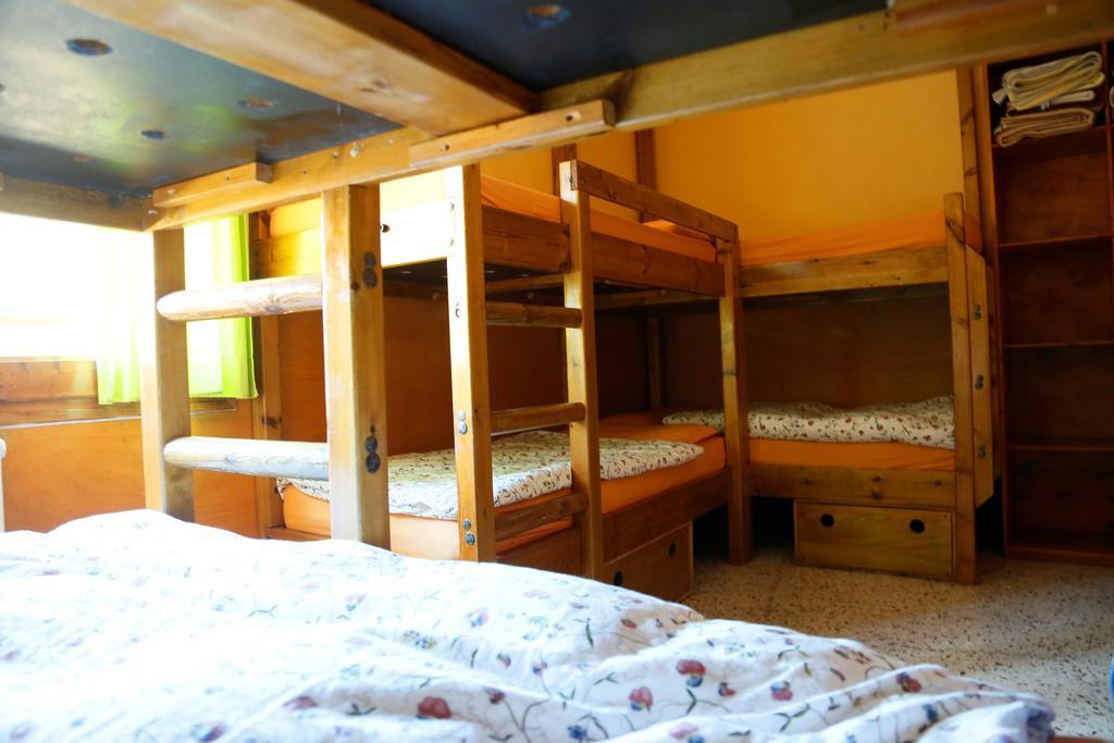La Closa Hostel Castellar De N'Hug Zewnętrze zdjęcie