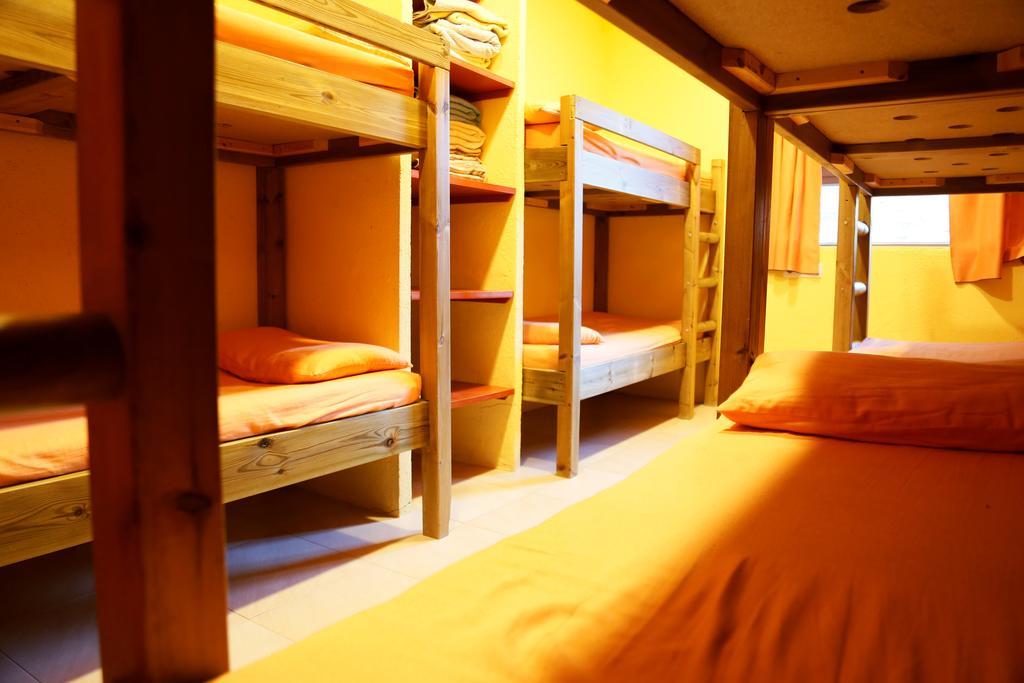 La Closa Hostel Castellar De N'Hug Zewnętrze zdjęcie